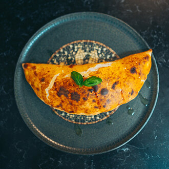 Kavurmalı Calzone görseli