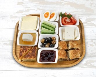 Lüks Kahvaltı Tepsisi görseli