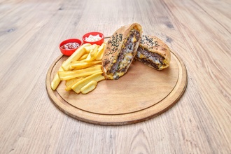 Picco Formaggio Burger görseli