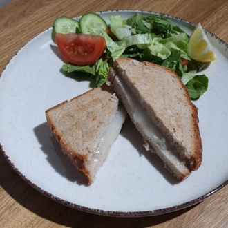 Kaşarlı Tost görseli