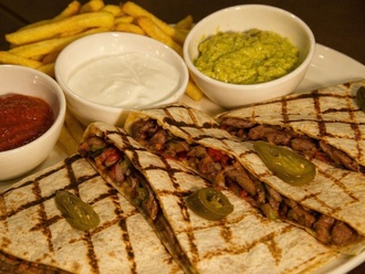 Etli Quesadilla görseli