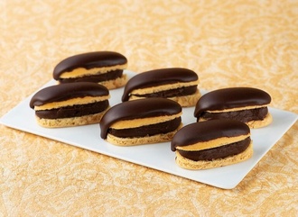 Siyah Kremalı Ekler (500 Gr.) görseli