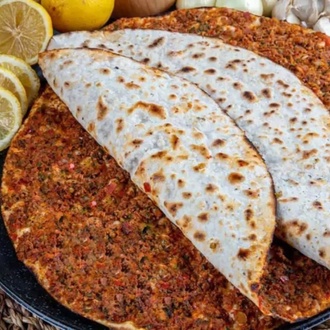 Cevizli Lahmacun görseli