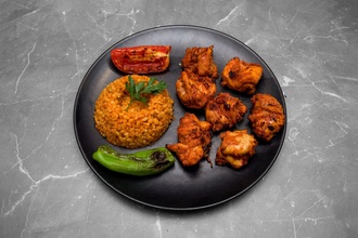 Terbiyeli Tavuk Şiş görseli