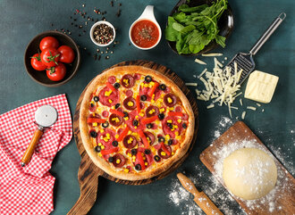 Karışık İtalyan Pizza görseli