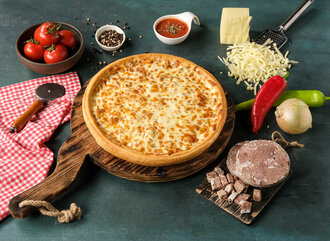 Kavurmalı İnce Tava Pizza (Orta Boy) görseli