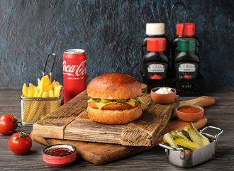 Chicken Burger Menü görseli
