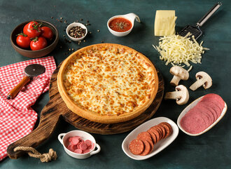 Chicago Style İnce Tava Pizza (Küçük Boy) görseli