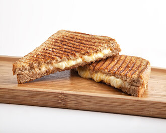 3 Peynirli Tost görseli