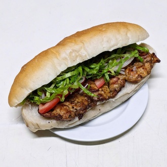 Yarım Ekmek Arası Tavuk Şiş görseli