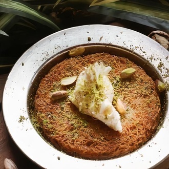 Antep Fıstıklı Kaymaklı Künefe görseli