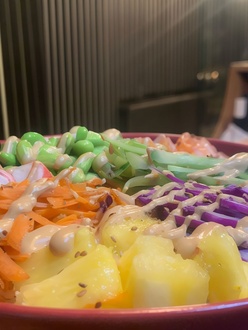 Egzotik Poke Bowl görseli