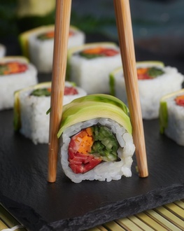 Vegetarian Roll (8 Pcs.) görseli