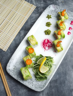 Caterpillar Roll (8 Pcs.) görseli