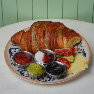 Kruvasan Kahvaltı görseli