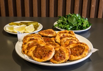 Kebap Etli Kuşgözü Lahmacun (15 Adet) görseli