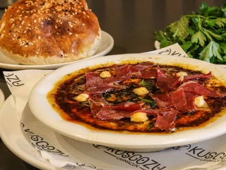 Pastırmalı Humus görseli