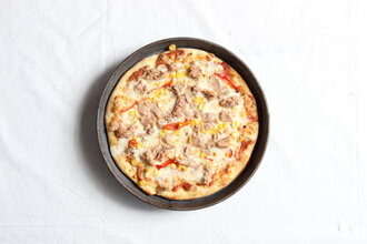 Tuna Pan Pizza (28 Cm.) görseli