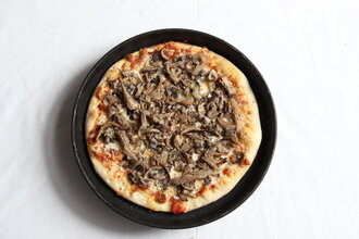 Mushroom Pan Pizza (24 Cm.) görseli