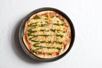 Cheesy Pan Pizza (28 Cm) görseli