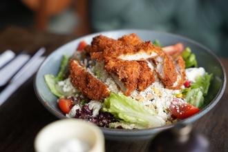 Tavuklu Çıtır Salata görseli