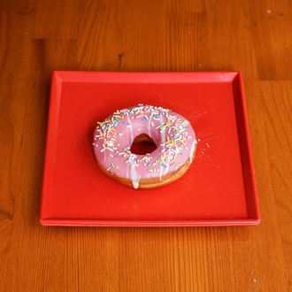 Üstü Frambuaz Çikolatalı Donut görseli