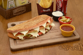 Süper Kaşarlı Tost Menü görseli