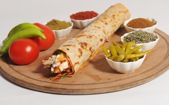 Kaşarlı Tavuk Şiş Dürüm görseli