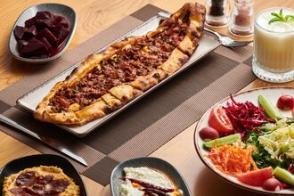 Kuşbaşılı Pide görseli