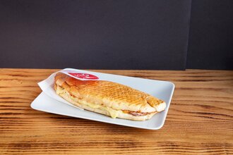 Tam Ekmek Kaşarlı Tost görseli