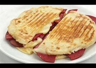 Kaşarlı Büyük Bazlama Tost görseli