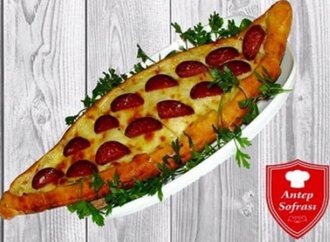 Sucuklu Kaşarlı Pide görseli