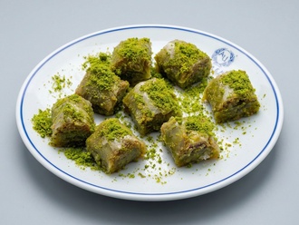 Özel Fıstıklı Baklava (1 Kg.) görseli