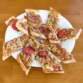 Lüx Karışık Pide görseli