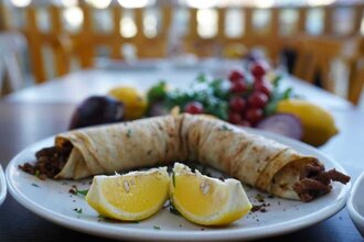 Kaşarlı Et Tantuni Dürüm görseli
