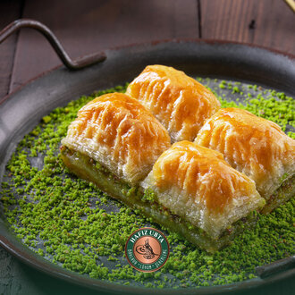 Fıstıklı Baklava 1 Kg görseli