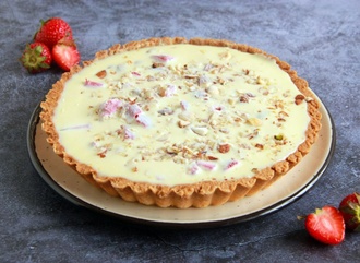 Karabuğdaylı Tart (Orman Meyveli) görseli