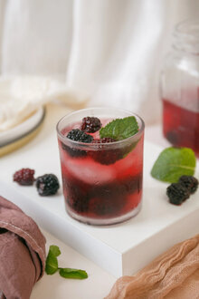 Very Berry Hibiscus görseli
