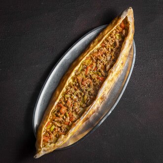 Kuşbaşılı Pide görseli