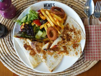 Tavuklu Quesadilla Menü görseli