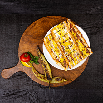 Kıymalı Yumurtalı Pide görseli