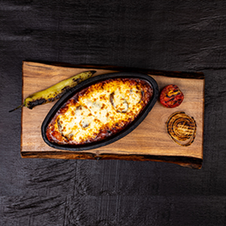 Kiremitte Kaşarlı Köfte görseli