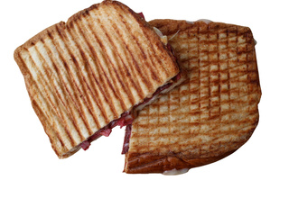 Sade Kaşarlı Tost görseli