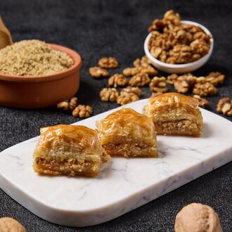 Cevizli Baklava (500 Gr) görseli