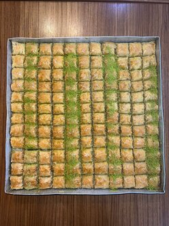 Fıstıklı Özel Baklava (1 Kg.) görseli
