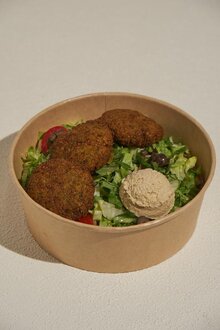 Falafel Salata görseli