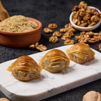 Cevizli Kaymaklı Midye Baklava (500 Gr) görseli