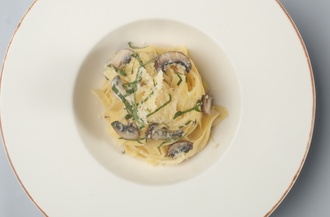 Fettuccine Alfredo görseli