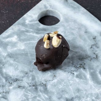 Şekersiz Fındıklı Raw Bar görseli