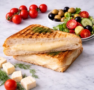 Kaşarlı Tost görseli